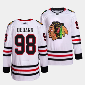 Miehille NHL Chicago Blackhawks Pelipaita Connor Bedard #98 Authentic Valkoinen Vieras